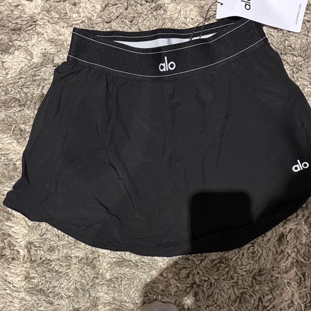 ALO Yoga Black Women’s Athletic Skort
